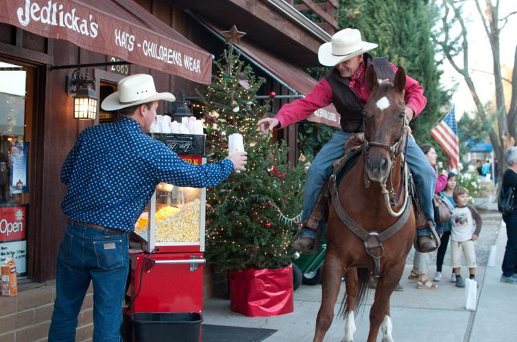 GALLERY Los Olivos Christmas Parade