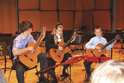 Emily Rudvich Young guitarists play up a storm in LA | Music | syvnews.com