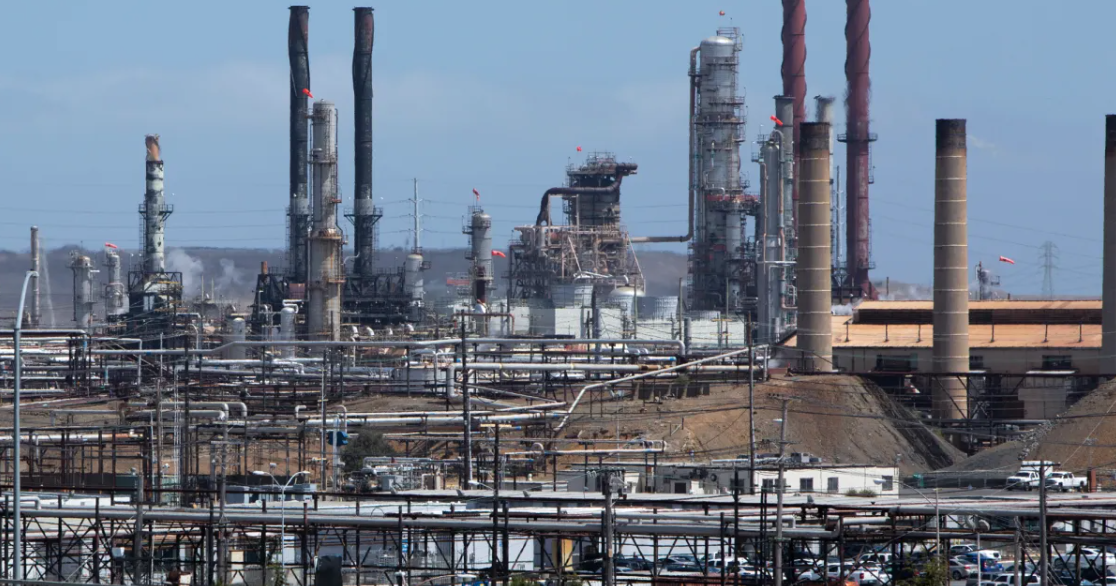 Banning oil exports is not sound economics | Guest Commentary | Columnist