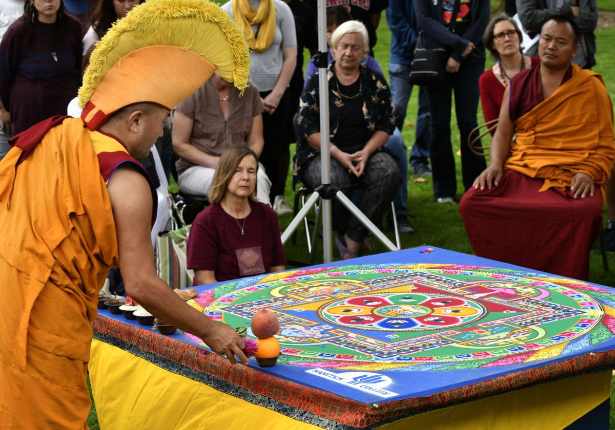 090817 Destroyed mandala 02.jpg