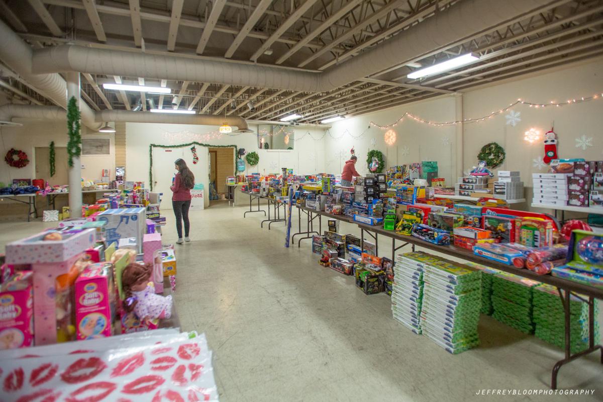 People Helping People planning for Thanksgiving, Christmas ...