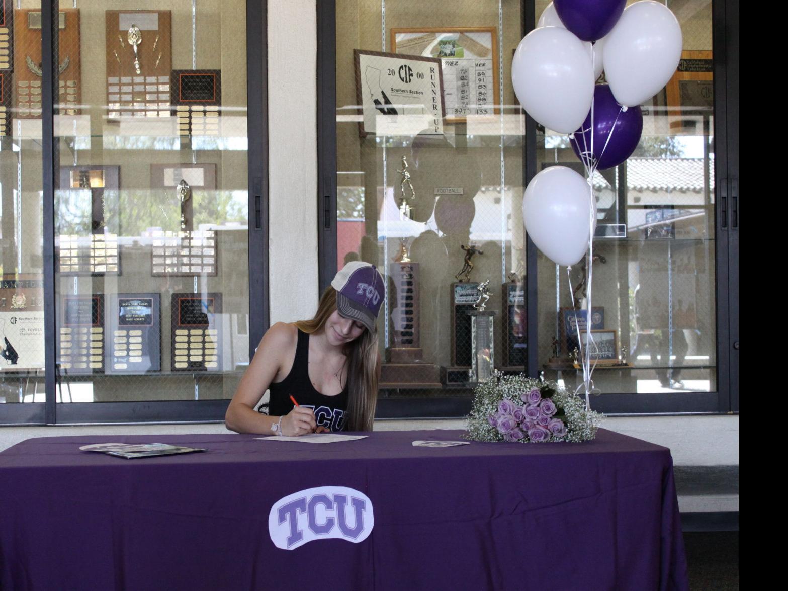 Rogers Signs With Tcu Local Syvnews Com