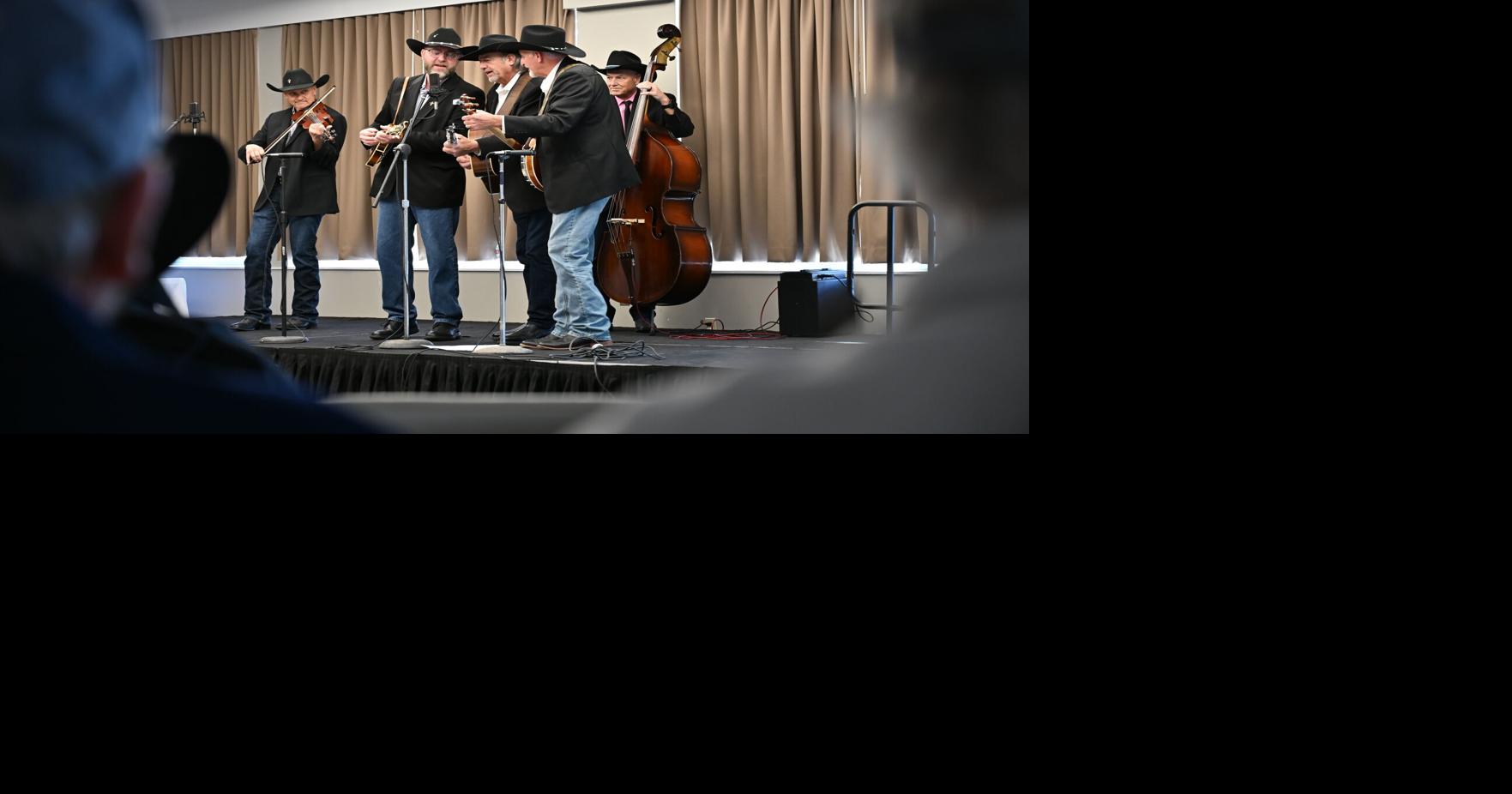 Sisters, fellow musicians enjoy Bluegrass festi…
