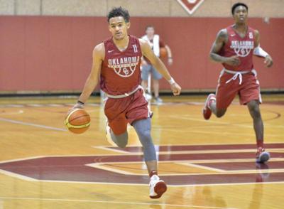 Ou Hoops Friendship Benefiting Freshmen Young Llanusa Ou Sports Tahlequahdailypress Com