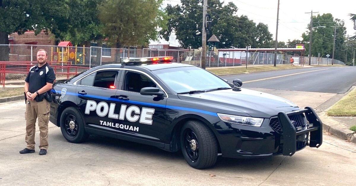 Toheed Police Sheriff, police chief detail patrol unit maintenance | News ...