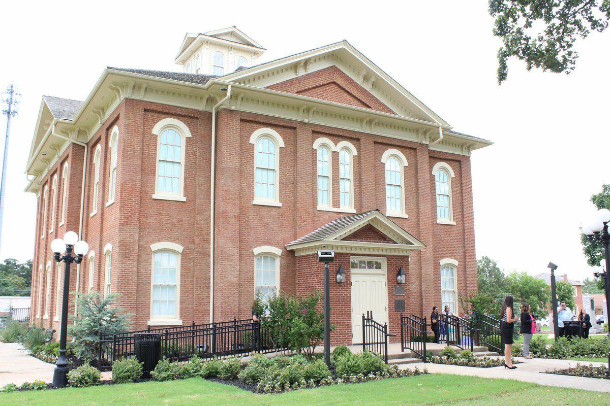 Cherokee seminary captures