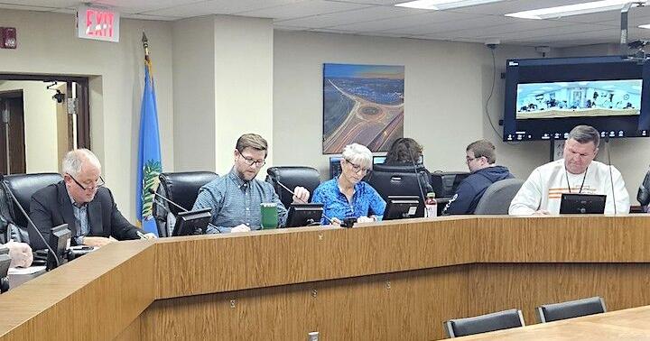 POLITICAL ROUNDUP: TIF District considered by newly formed committee