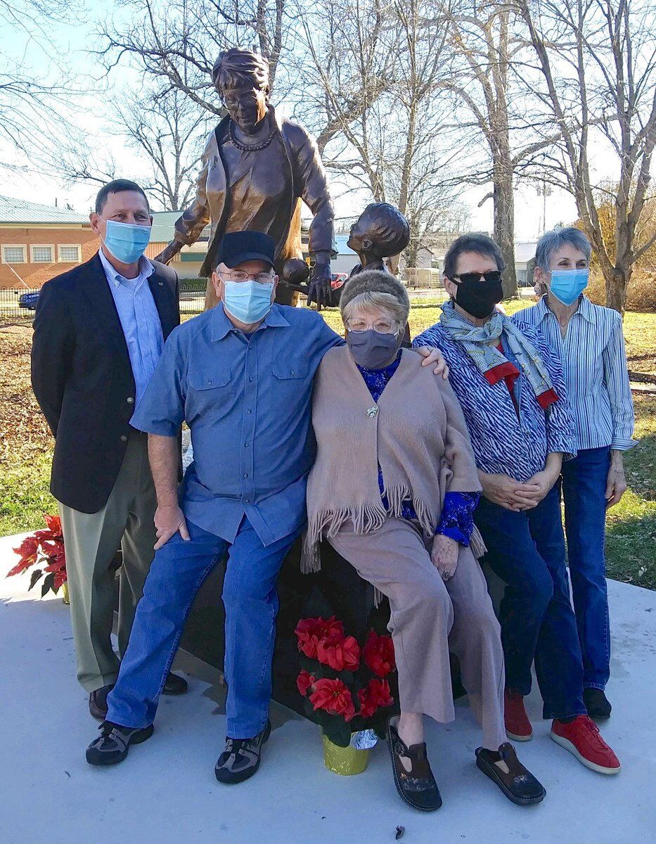 City pays tribute to Herrington with new statue - Vimarsana News