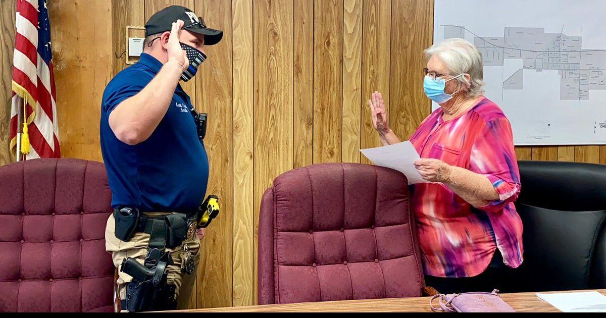 Smith sworn in as Hulbert police chief News