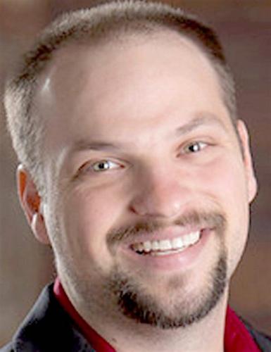 Chamber signs contract with new CEO-president | News ...