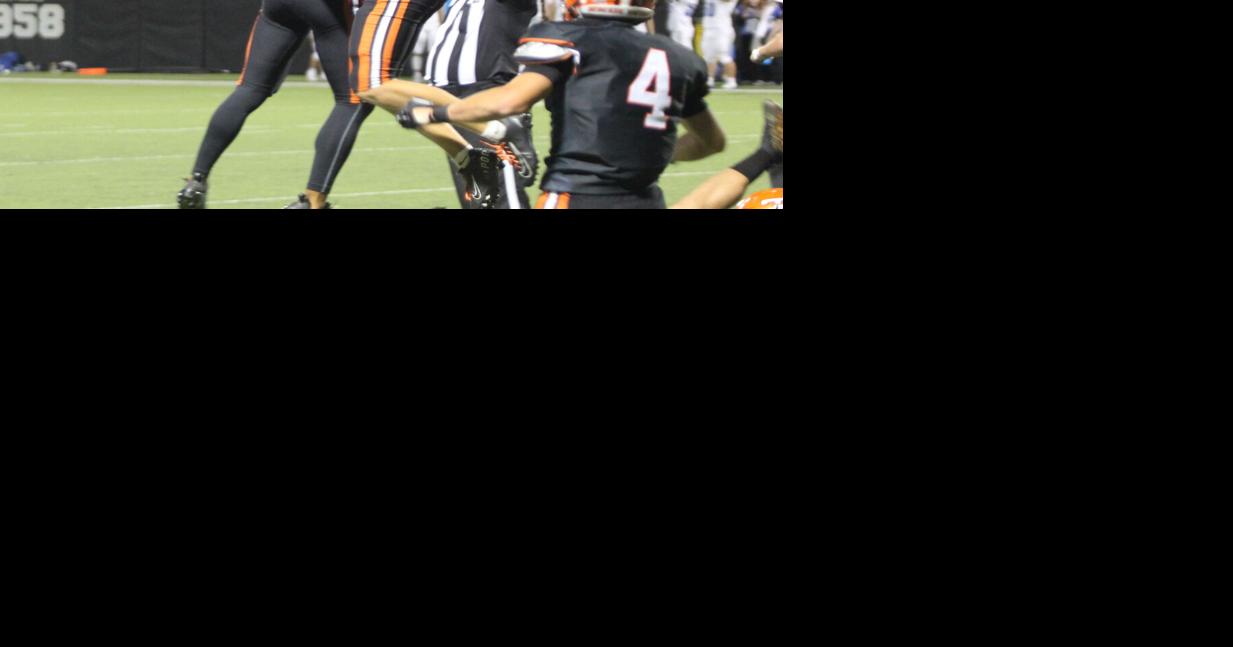 HOCO HEROICS: Tigers come up with late score to secure first district ...