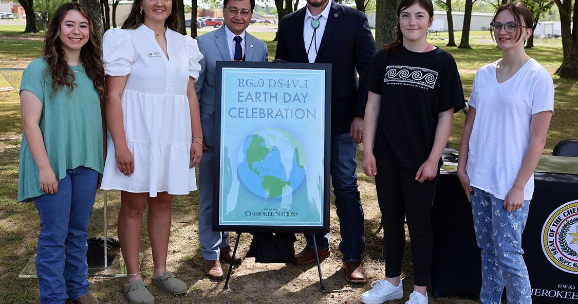 Hoskin announces new funding, Youth Climate and Environmental Task Force during 2024 Earth Day executive order signing - Vimarsana News