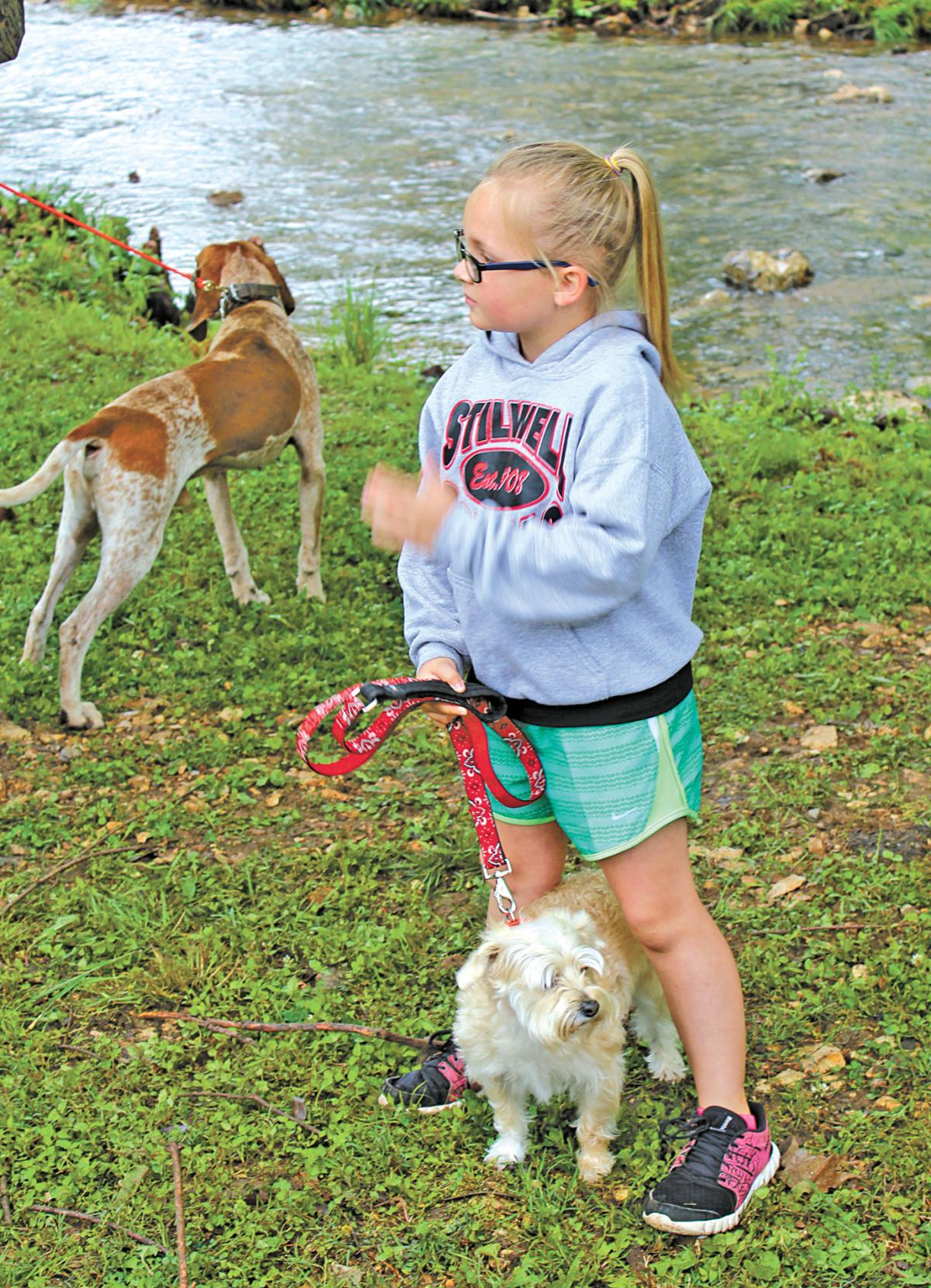 Hounds At Bay Light Up Annual Festival News Tahlequahdailypress Com