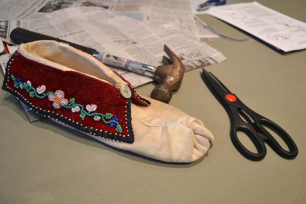 traditional cherokee moccasins