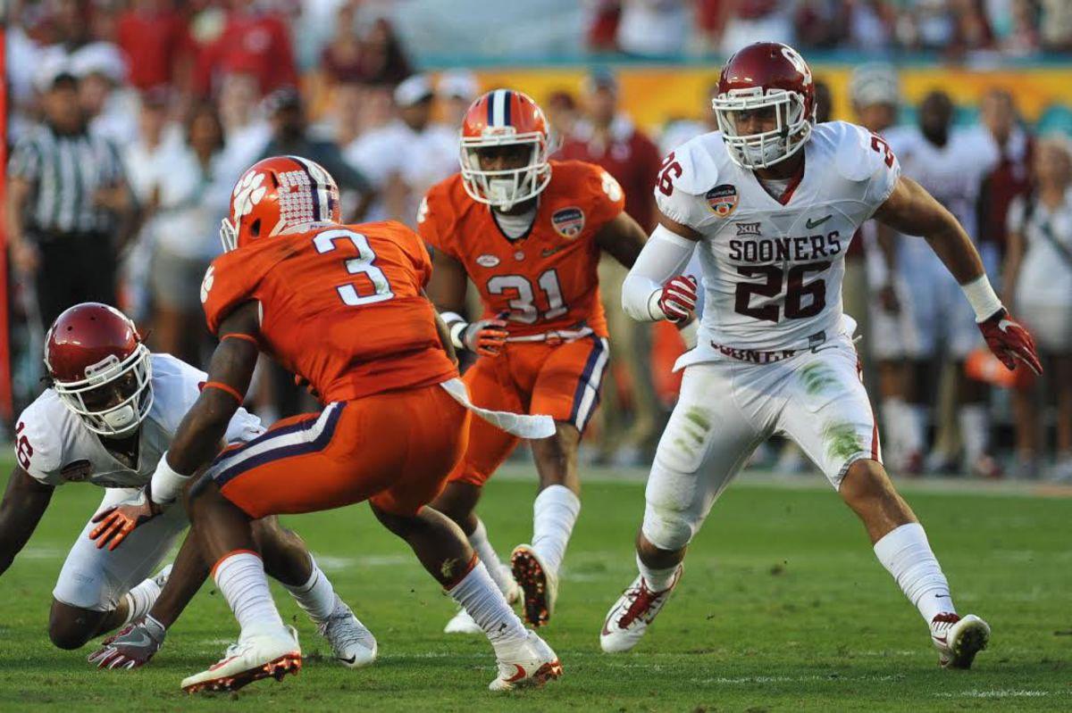 jordan evans football