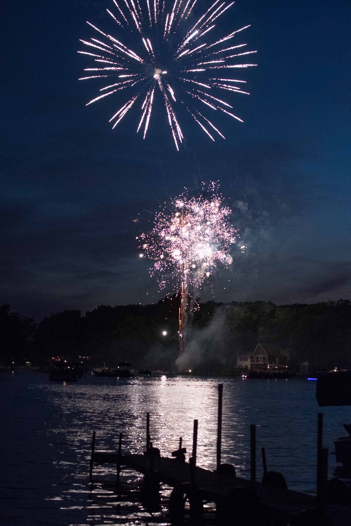 Lake Fenton Saturday night fireworks dazzle Human Interests, Social