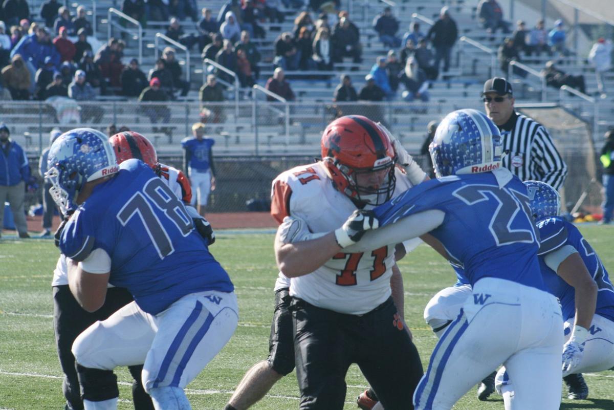 Fenton football falls to Walled Lake Western in regional title game 61