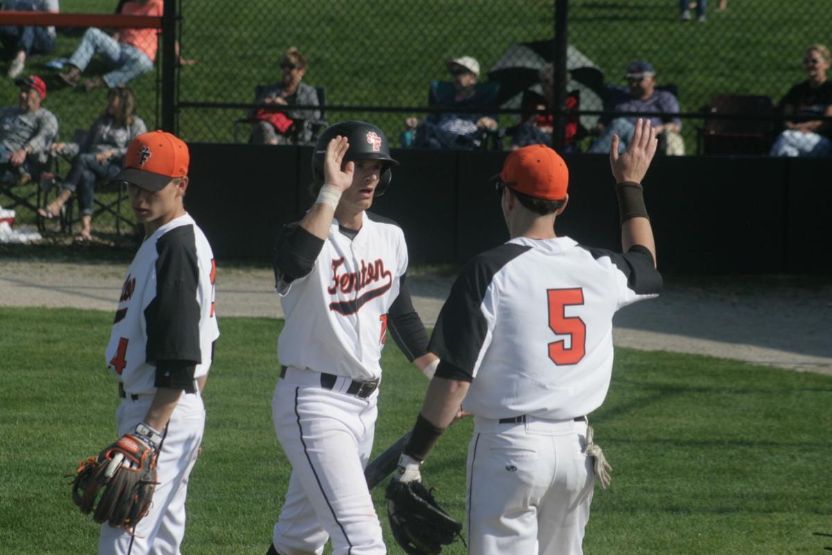 Fenton baseball splits with Mustangs Sports coverage for Fenton
