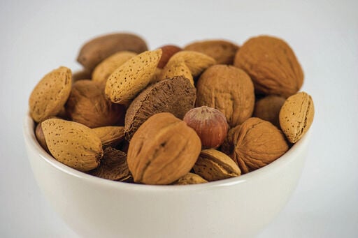 3-7 - lifestyle - almonds.jpg