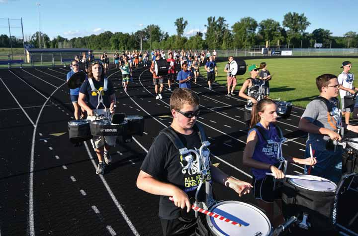 lake-fenton-fields-its-largest-marching-band-ever-education-news