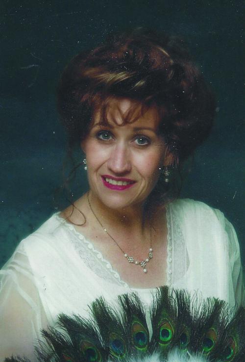 Stylist Dee Burch Is Pictured Here With Her Own Gibson Girl