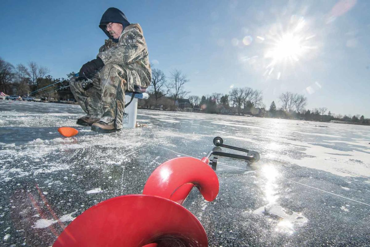 Area anglers embrace the cold News for Fenton, Linden