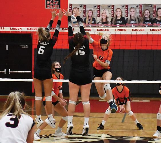 Holly Bronchos hosting Division 1 district Linden Fenton competing in Holly Bronchos hosting Division 1 district Linden Fenton competing in