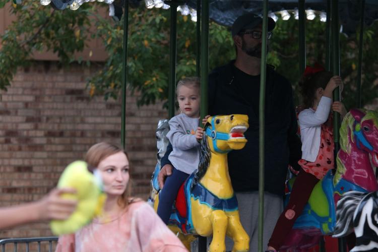 Applefest News for Fenton, Linden, Holly MI