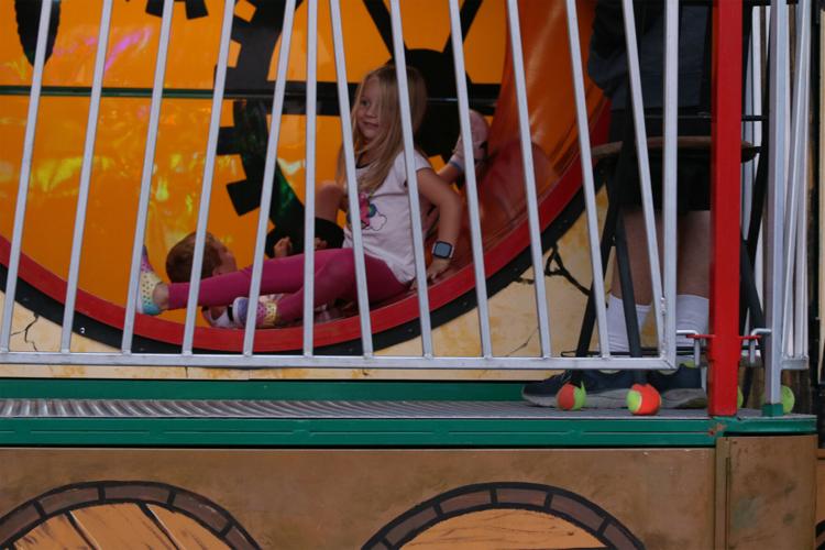 Applefest News for Fenton, Linden, Holly MI