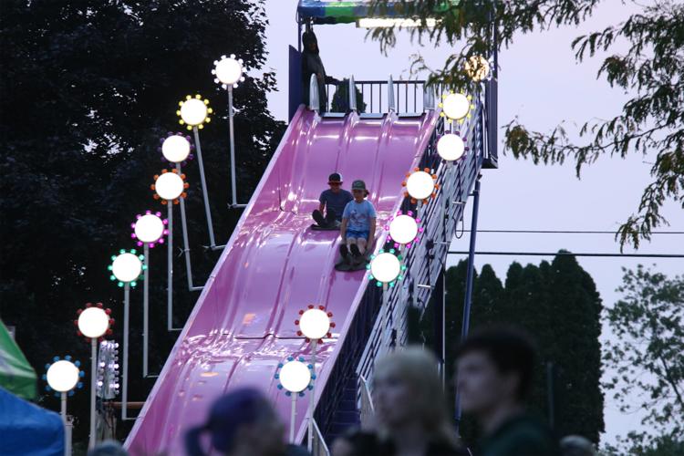 Applefest News for Fenton, Linden, Holly MI