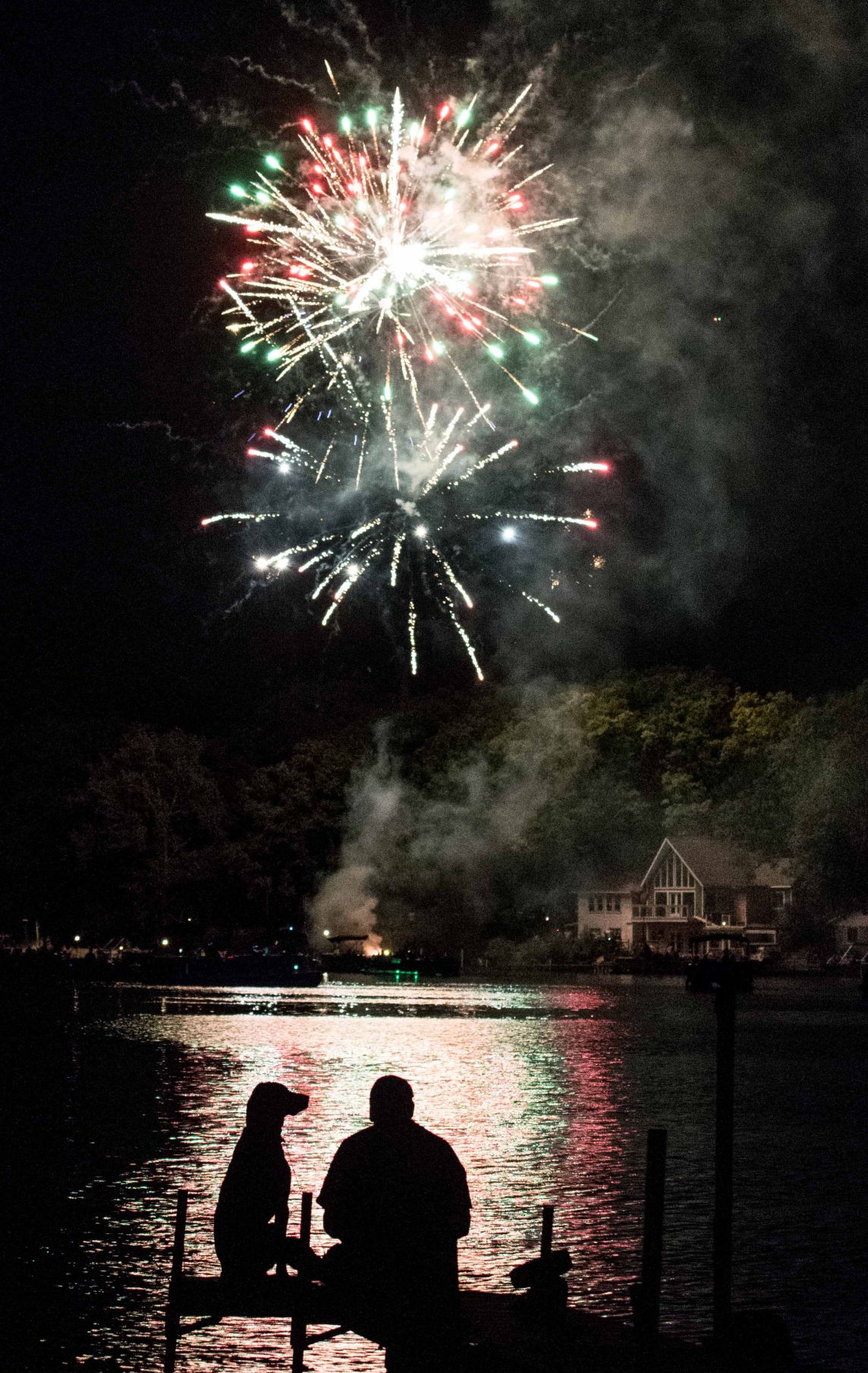 Lake Fenton Saturday night fireworks dazzle Human Interests, Social