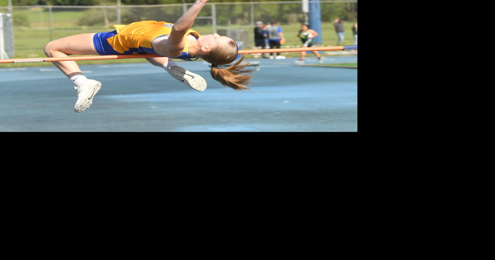 Kelso girls track and field wins 8th straight league title
