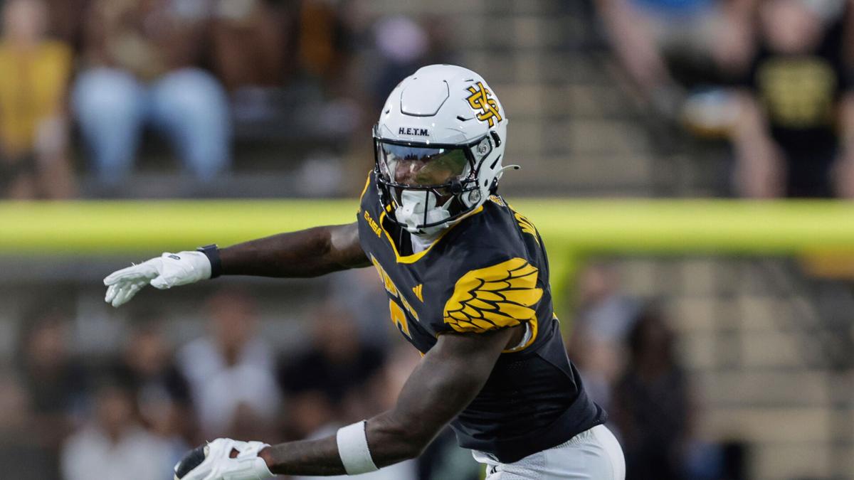 Washington Huskies adding transfer WR Christian Moss from Kennesaw State