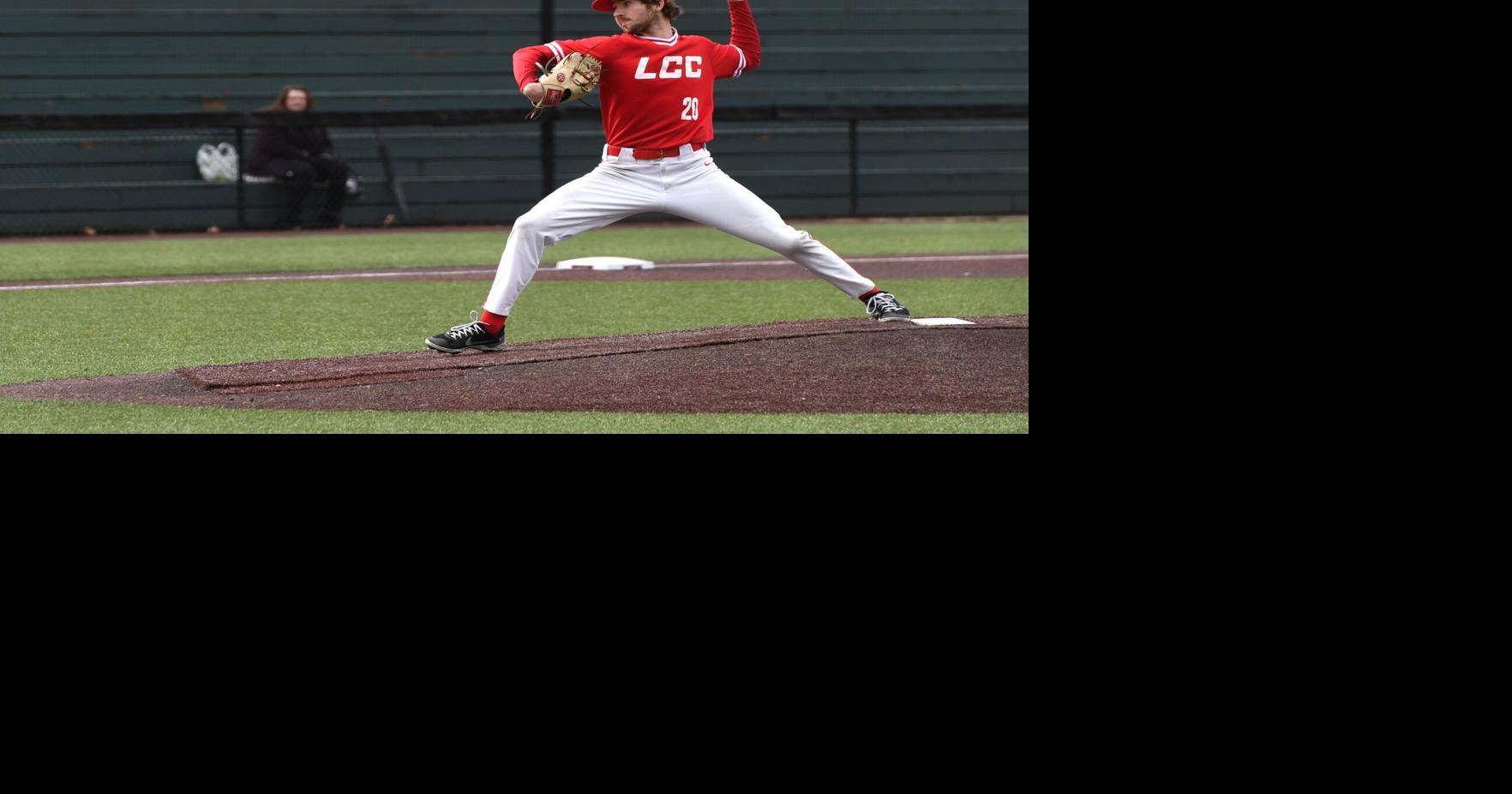 NWAC Baseball: Lower Columbia splits double-header with Everett