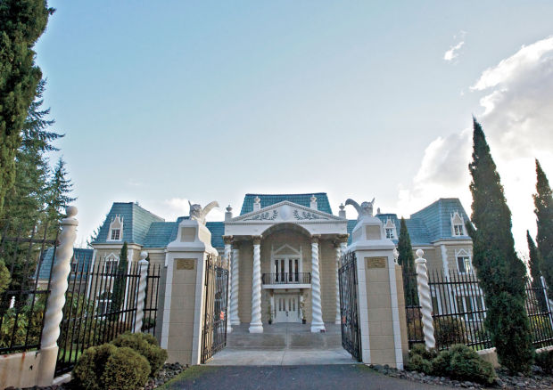 An Empress Reigns Again Woodland Estate Opens For Weddings Washington Tdn Com