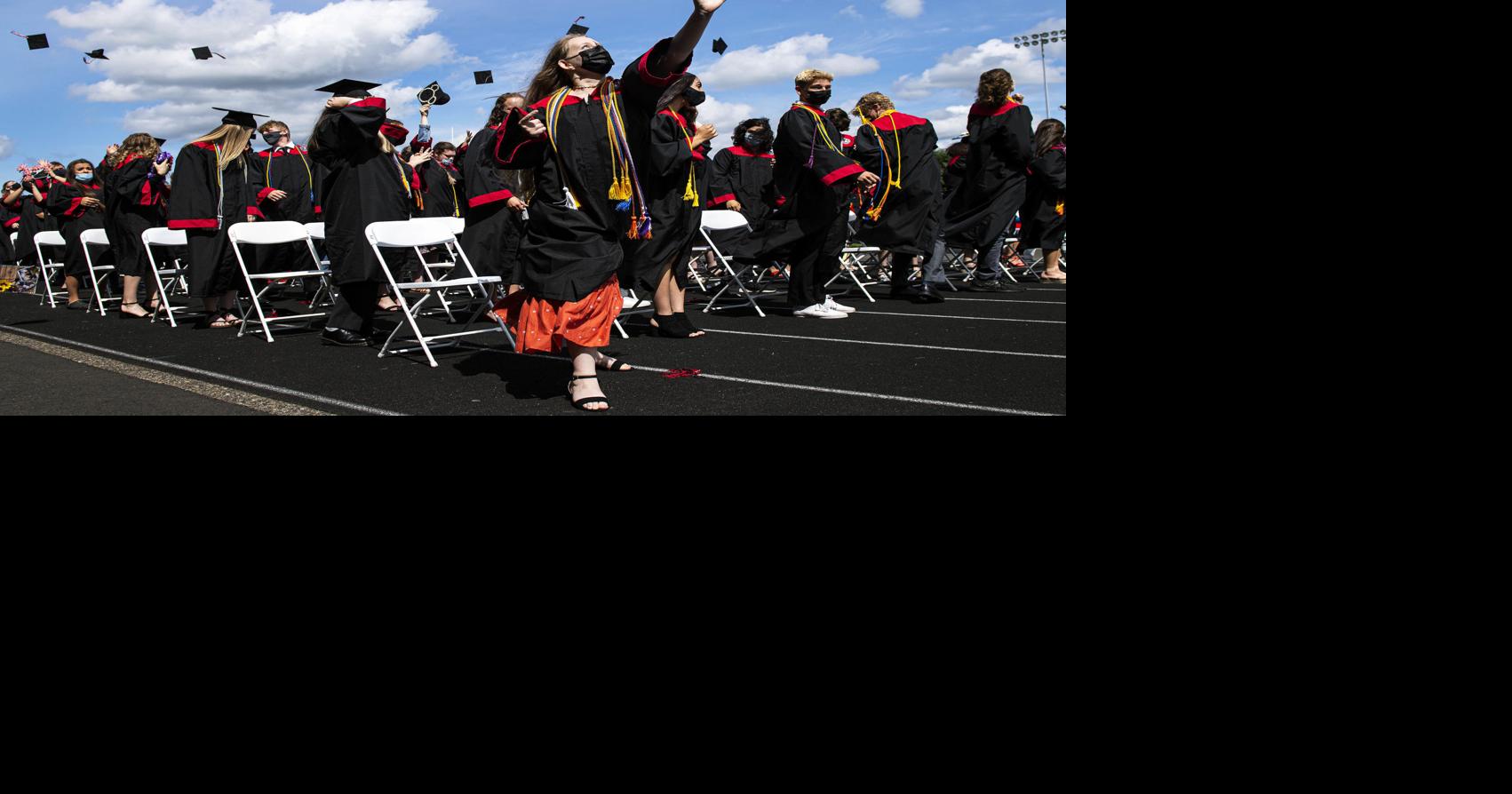 Longview’s graduation rate held steady in 2021