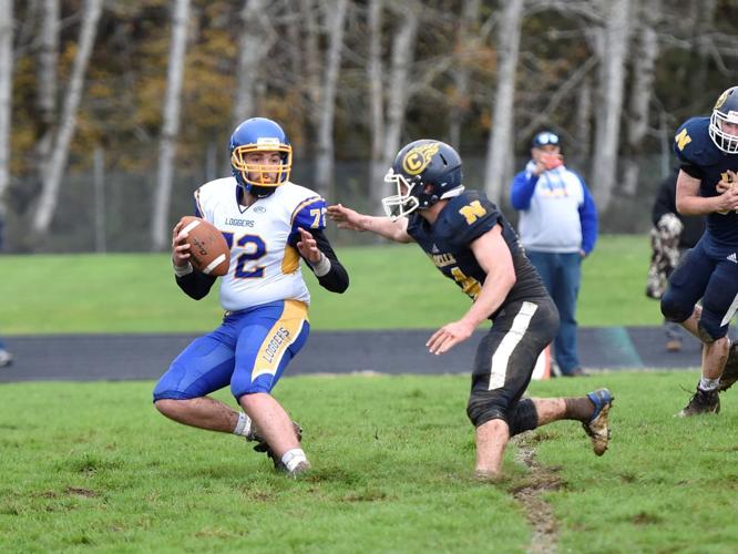 1B Football Crossover Naselle rolls over Crescent