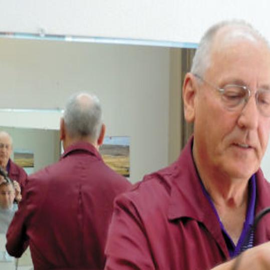 Talking Business Longtime Barber Opens New Shop In Rainier Local Tdn Com