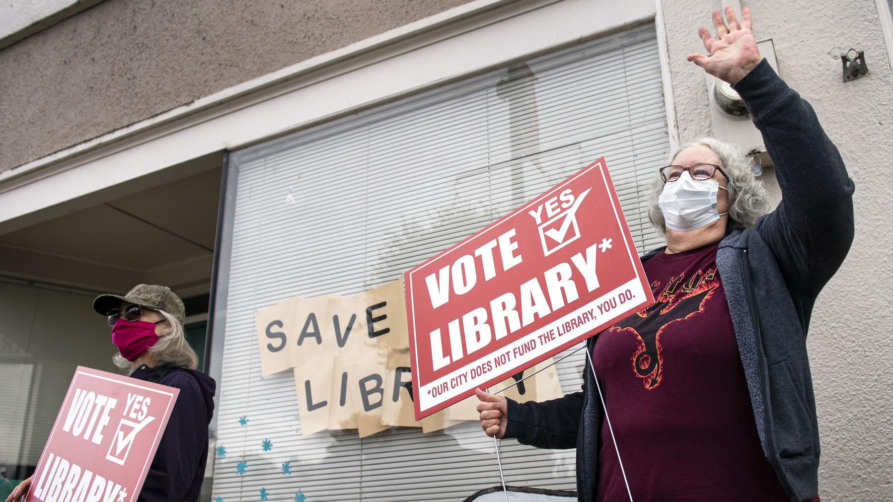 CR library director 'not giving up until the very last gasp' - Vimarsana News