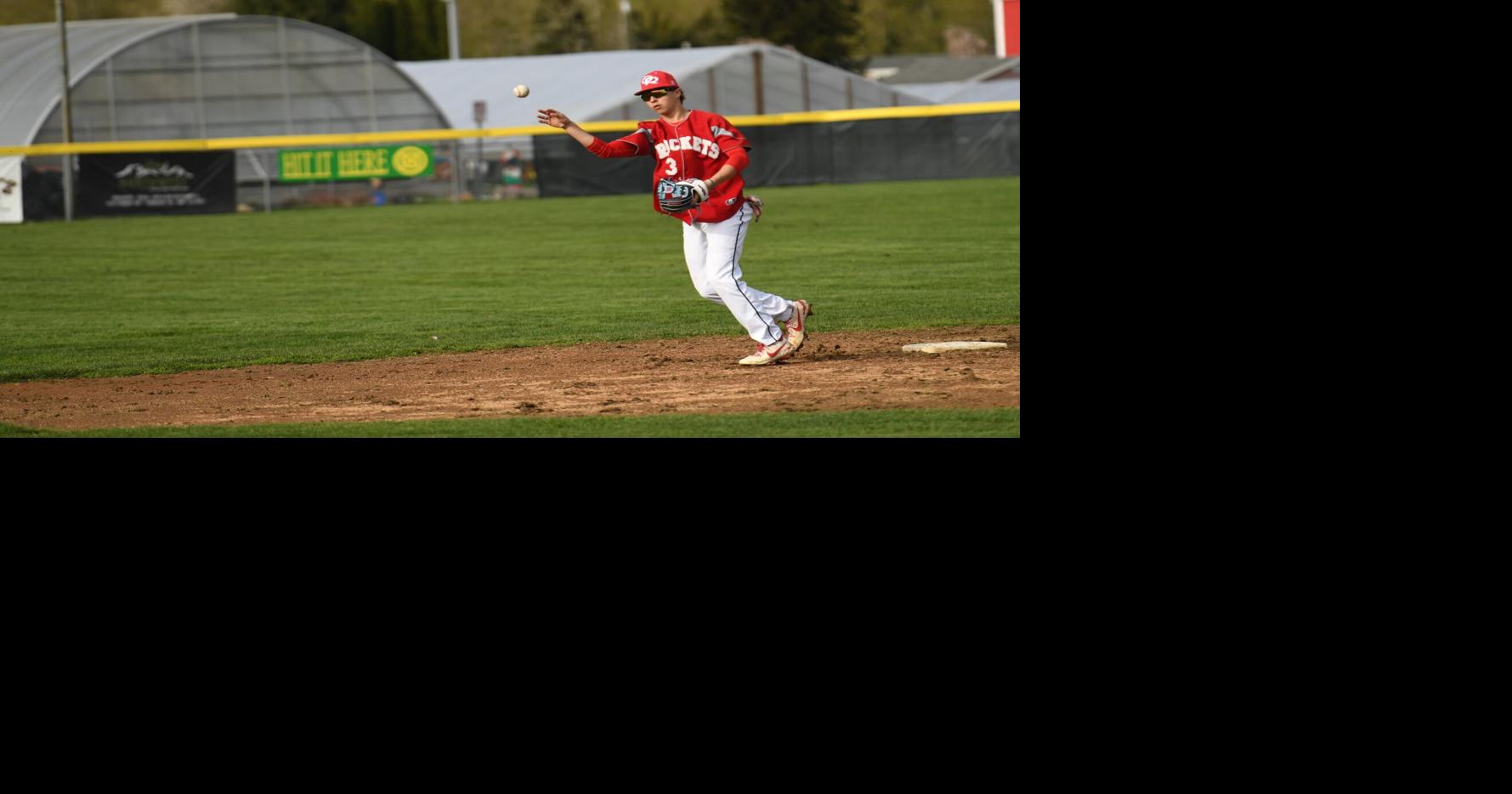 Rockets fall to Comets in baseball Wednesday