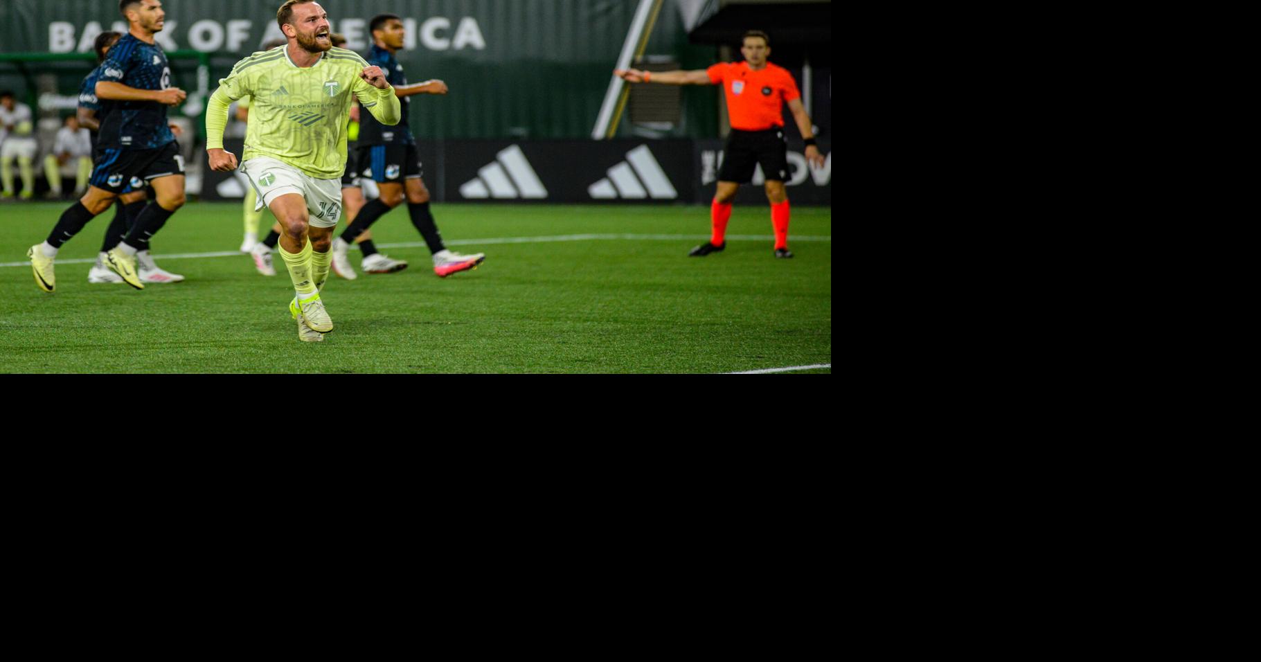 Vincent Janssen‘s hat trick puts Portland in playoff position