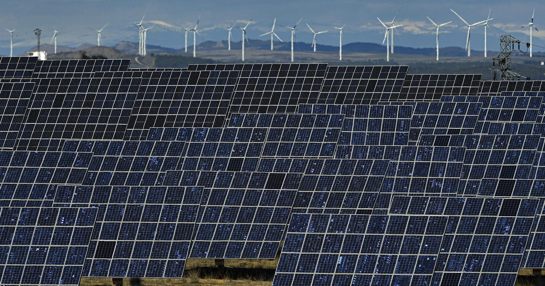 Construction on solar power project near Moxee is ahead of schedule - Vimarsana News