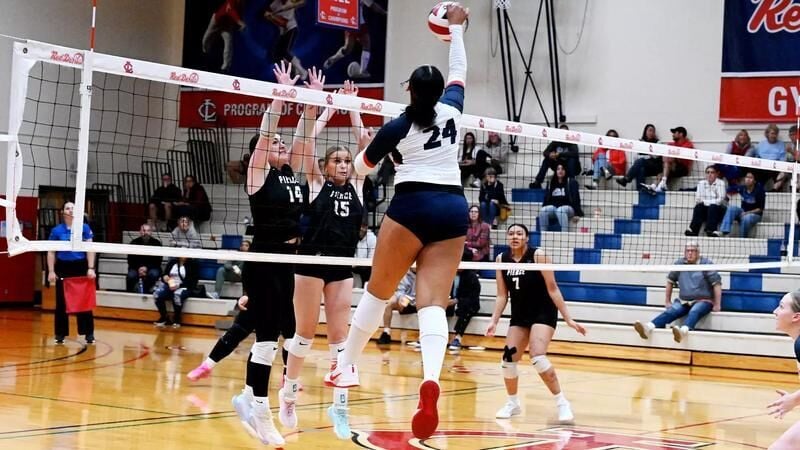 Devils Soar Past Raiders, 3-0