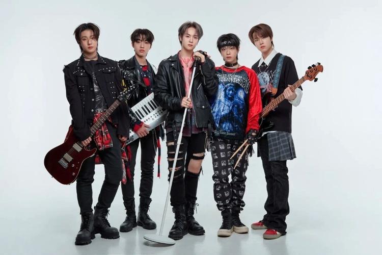 The pop-rock group Catch The Young dreams of coming to Chicago to attend Lollapalooza one day. (Courtesy of Evermore Entertainment)