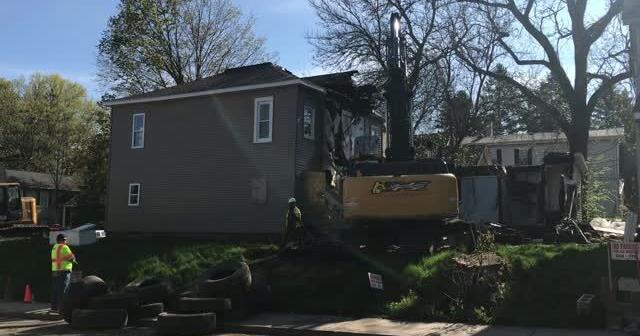 Resident claims bedbugs, rodents, in downtown resort Resident claims bedbugs, rodents, in downtown hotel