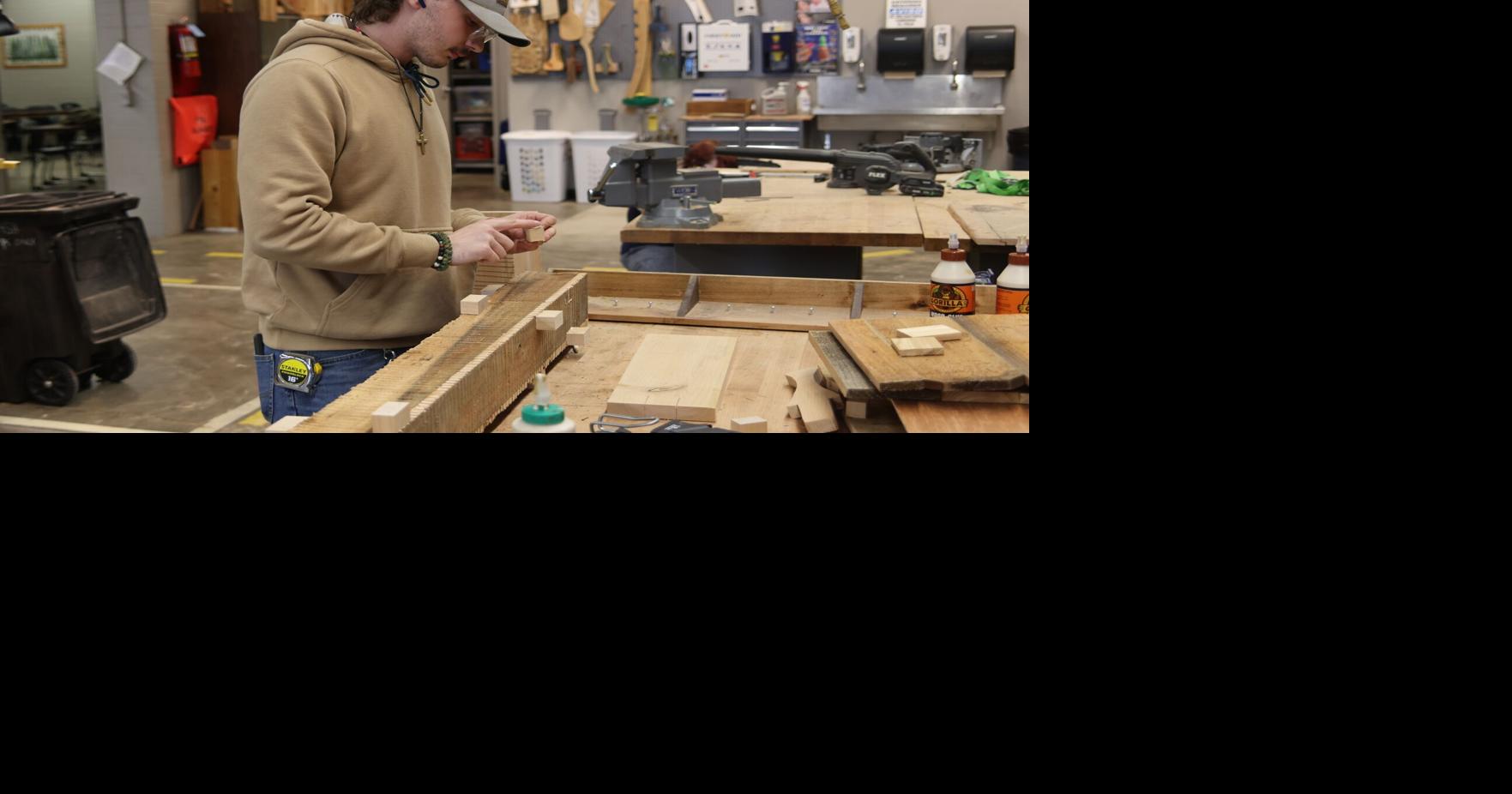 Woodshop goes wild: Kelso students build homes for local wildlife