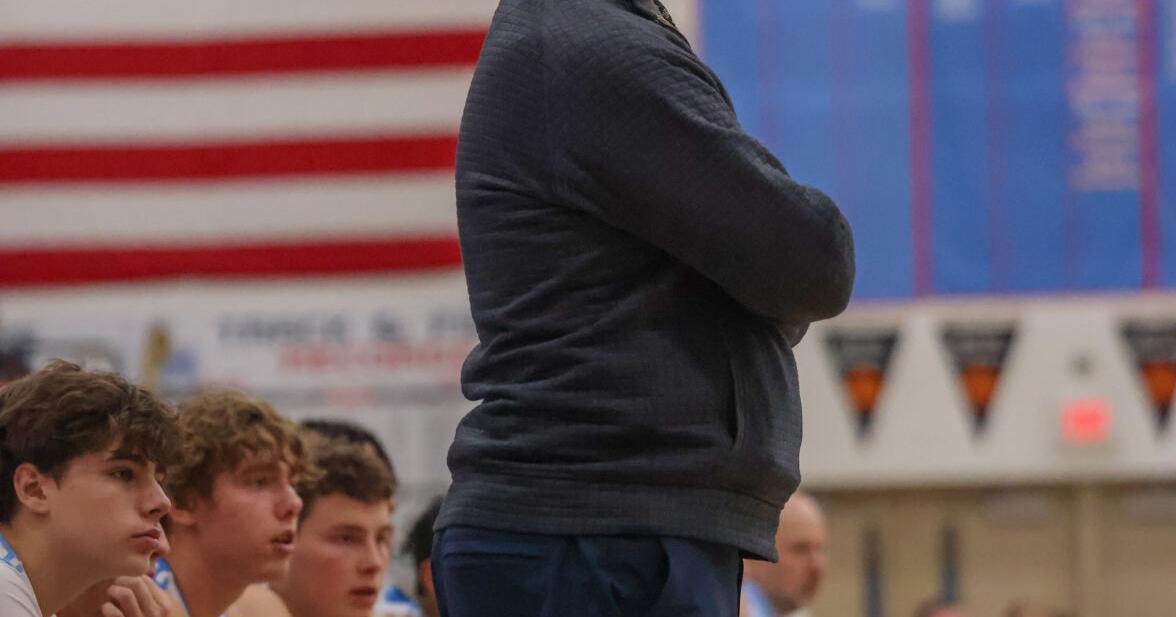 Mark Morris Basketball Coach Bill Bakamus