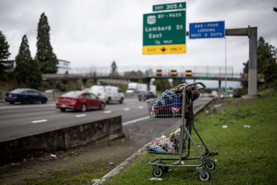 Columbia Sportswear CEO Tim Boyle tries again, offering Oregon more money  to clean up Portland's freeways