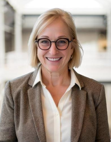 PeaceHealth names Holly Beeman, MD, chief clinical officer