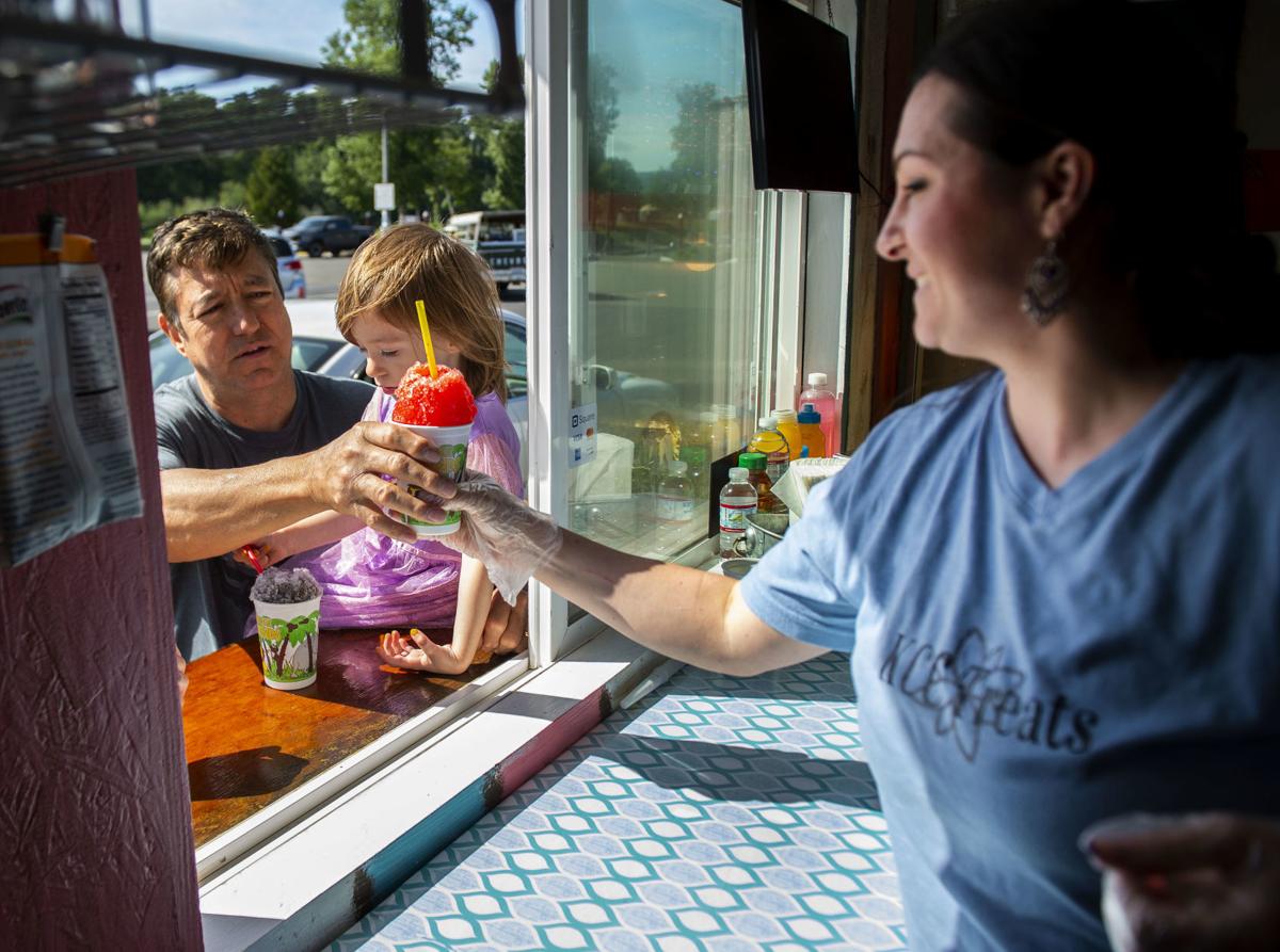 Cathlamet mom opens concession shop as 'modern day lemonade stand' for kids